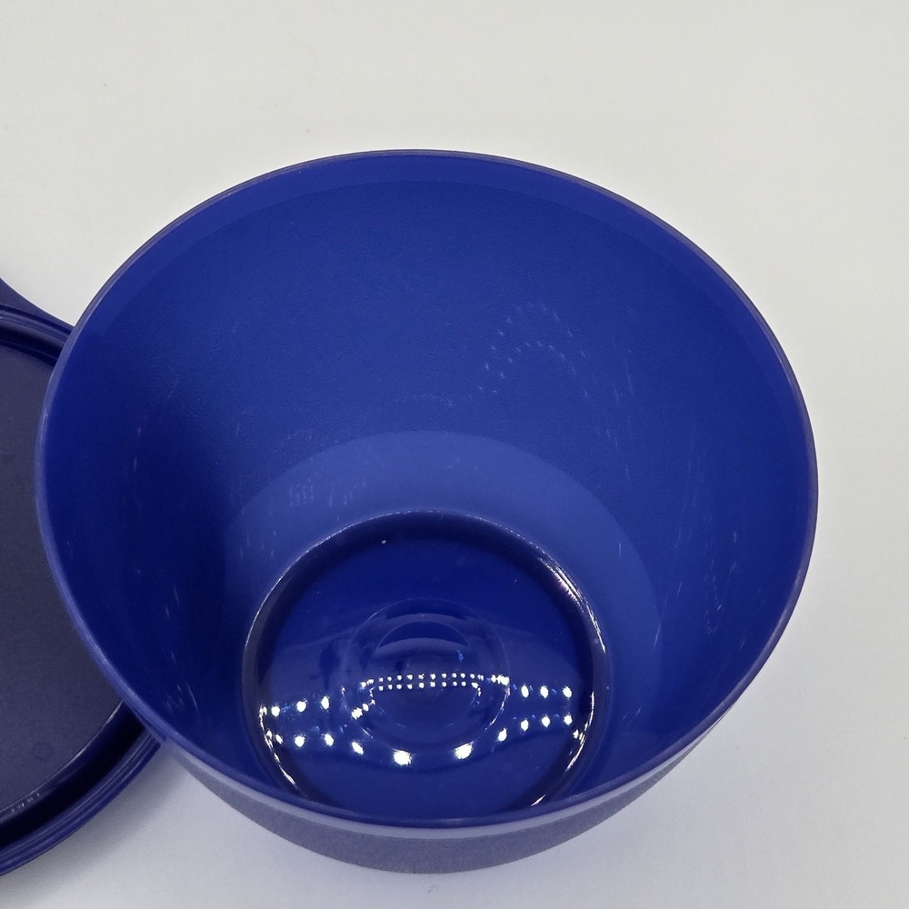 Tupperware Small‎ Blue Royal Blue 3 Inch Made In Mexico - Picture 6 of 6